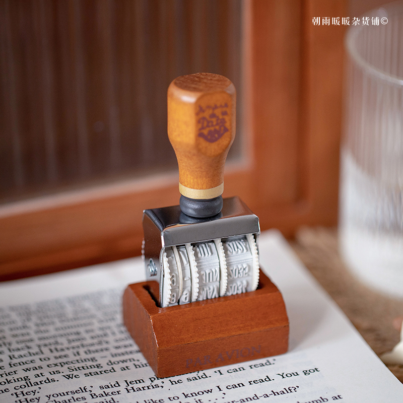 ตราประทับวันที่ไม้สไตล์เรโทร C - Rubber Date Stamp บทวิจารณ์และราคา